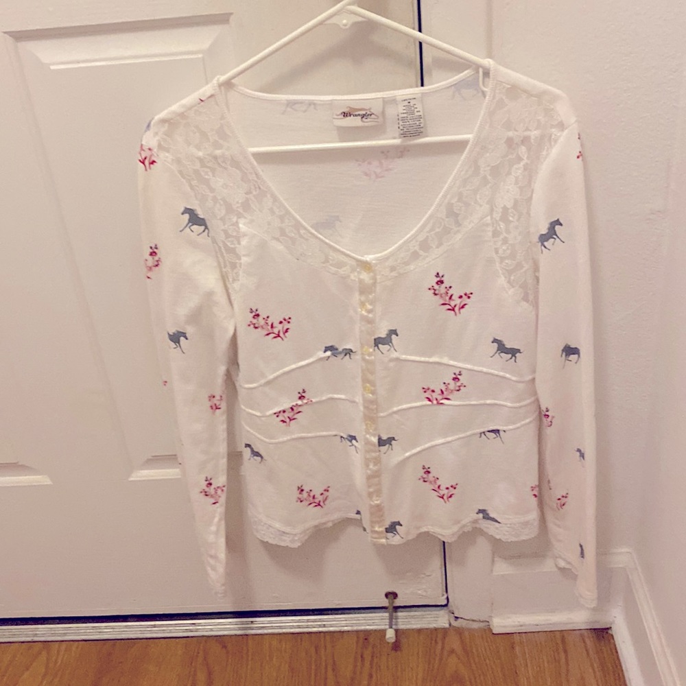 Button down wrangler shirt long sleeve.